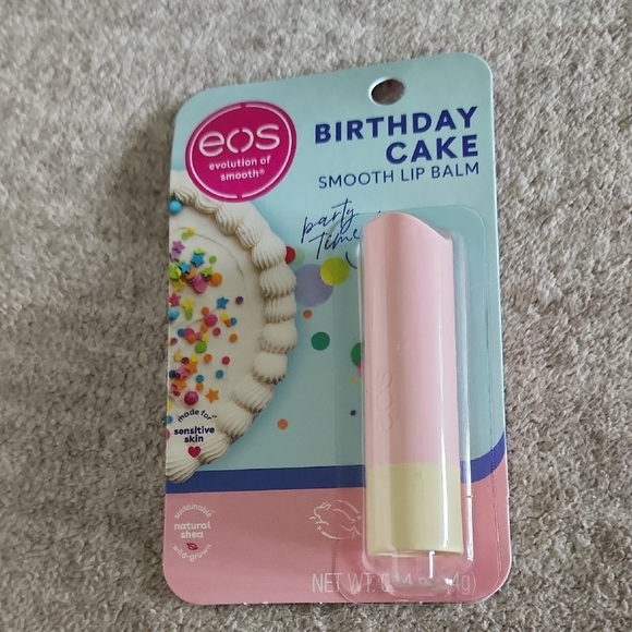 NWT EOS Birthday Cake Smooth Lip Balm - Picture 1 of 3